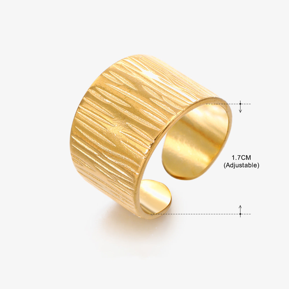 The Laurel Ring