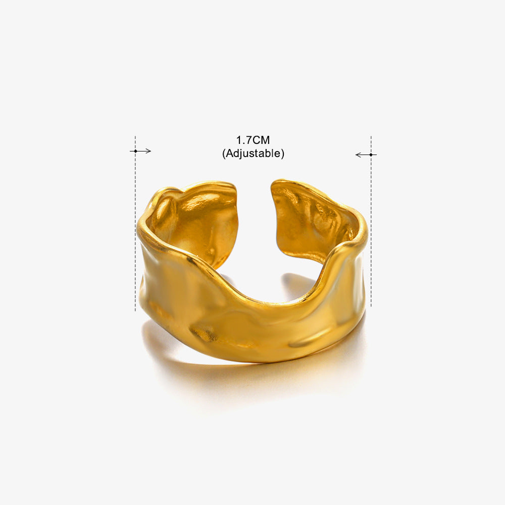 The Laurel Ring