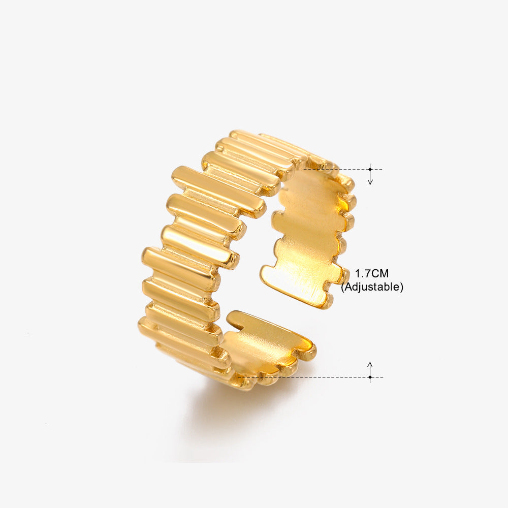 The Laurel Ring
