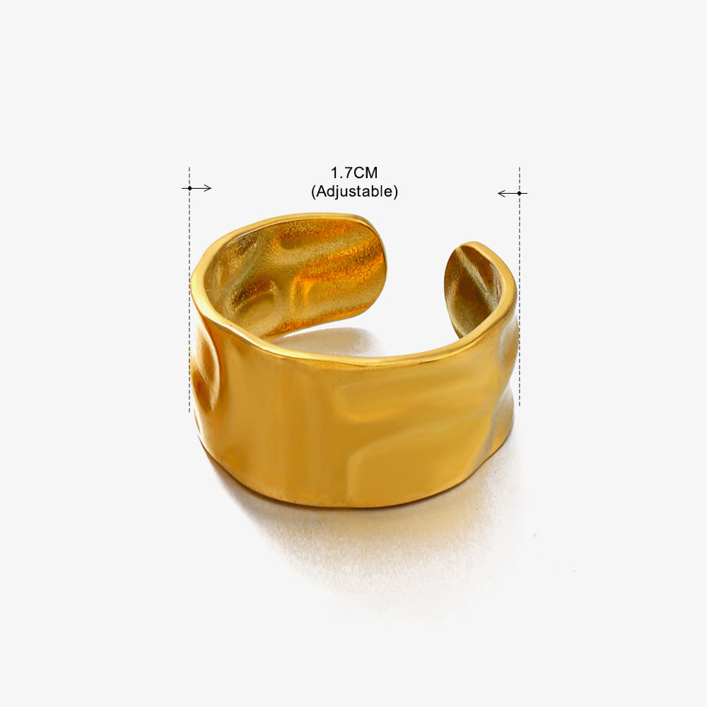 The Laurel Ring