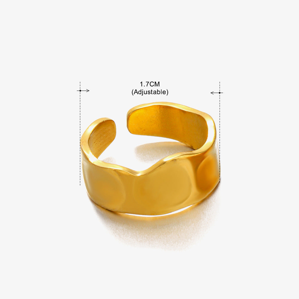 The Laurel Ring