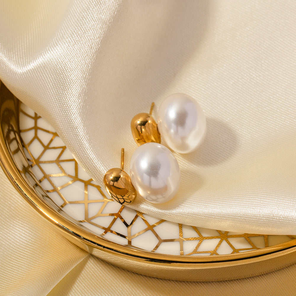 The Ivory Pearl Earrings