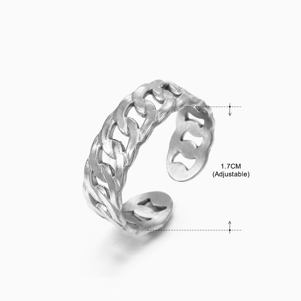 The Laurel Ring