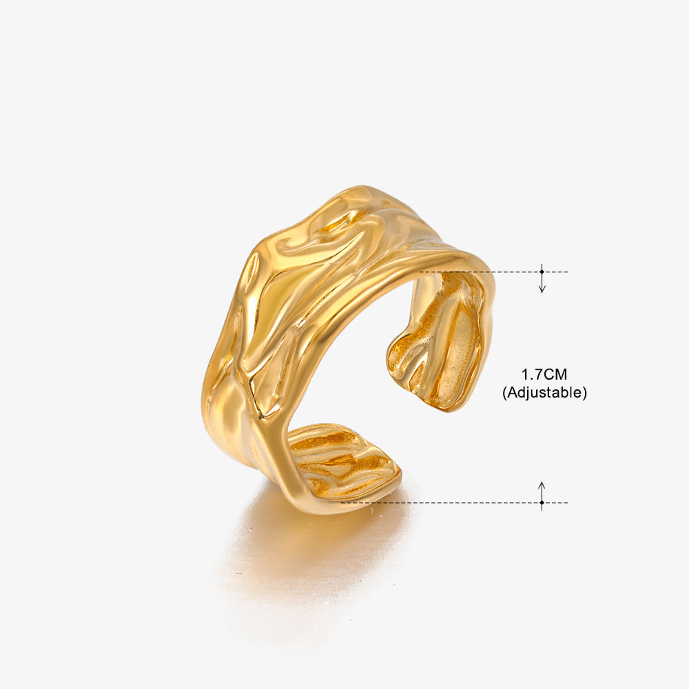 The Laurel Ring